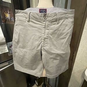 UNTUCKit  shorts